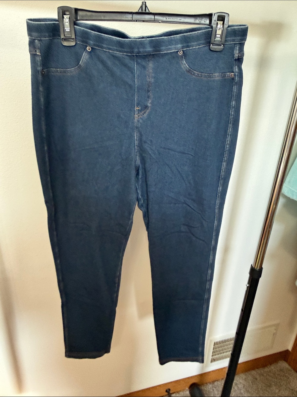Simply Vera Wang ankle denim jeggings